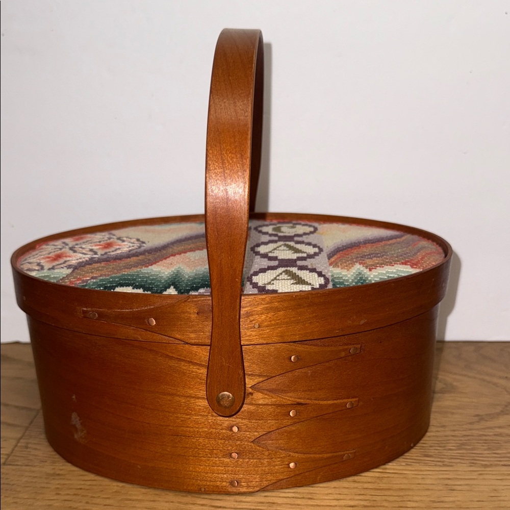 Shaker Sewing Basket Embroidered Lid Wooden Basket - Picture 5 of 14